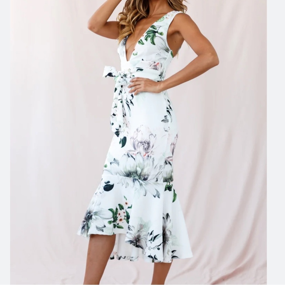 Selfie Leslie Floral Dress